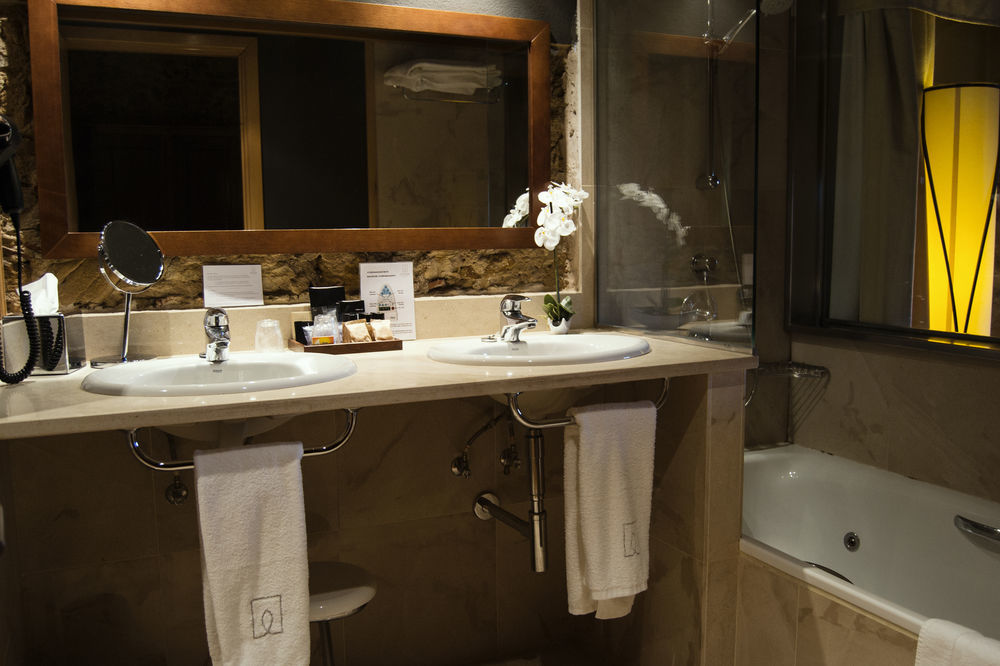 Es Portal Restaurant I Hotel Boutique - Adults Only Pals Ngoại thất bức ảnh